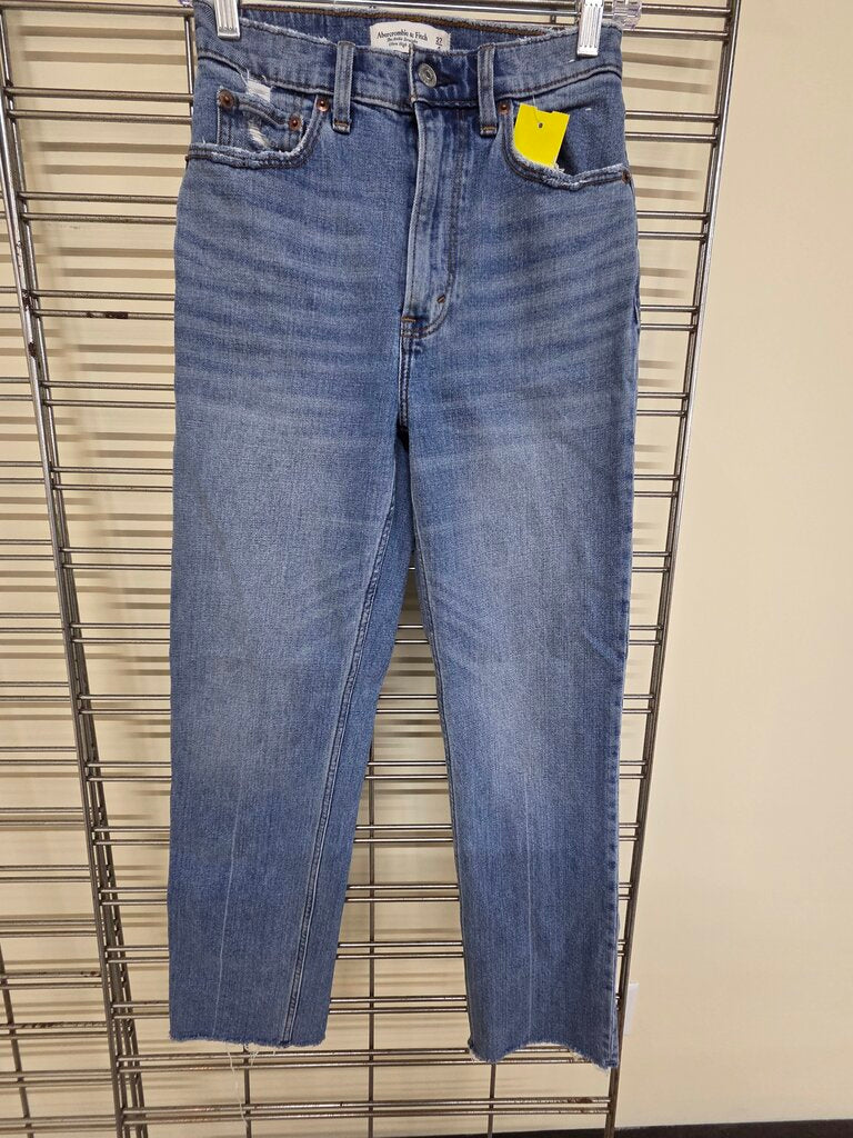 Womens Abercrombie The Ankle Straight Ultra High Rise Jeans VNT